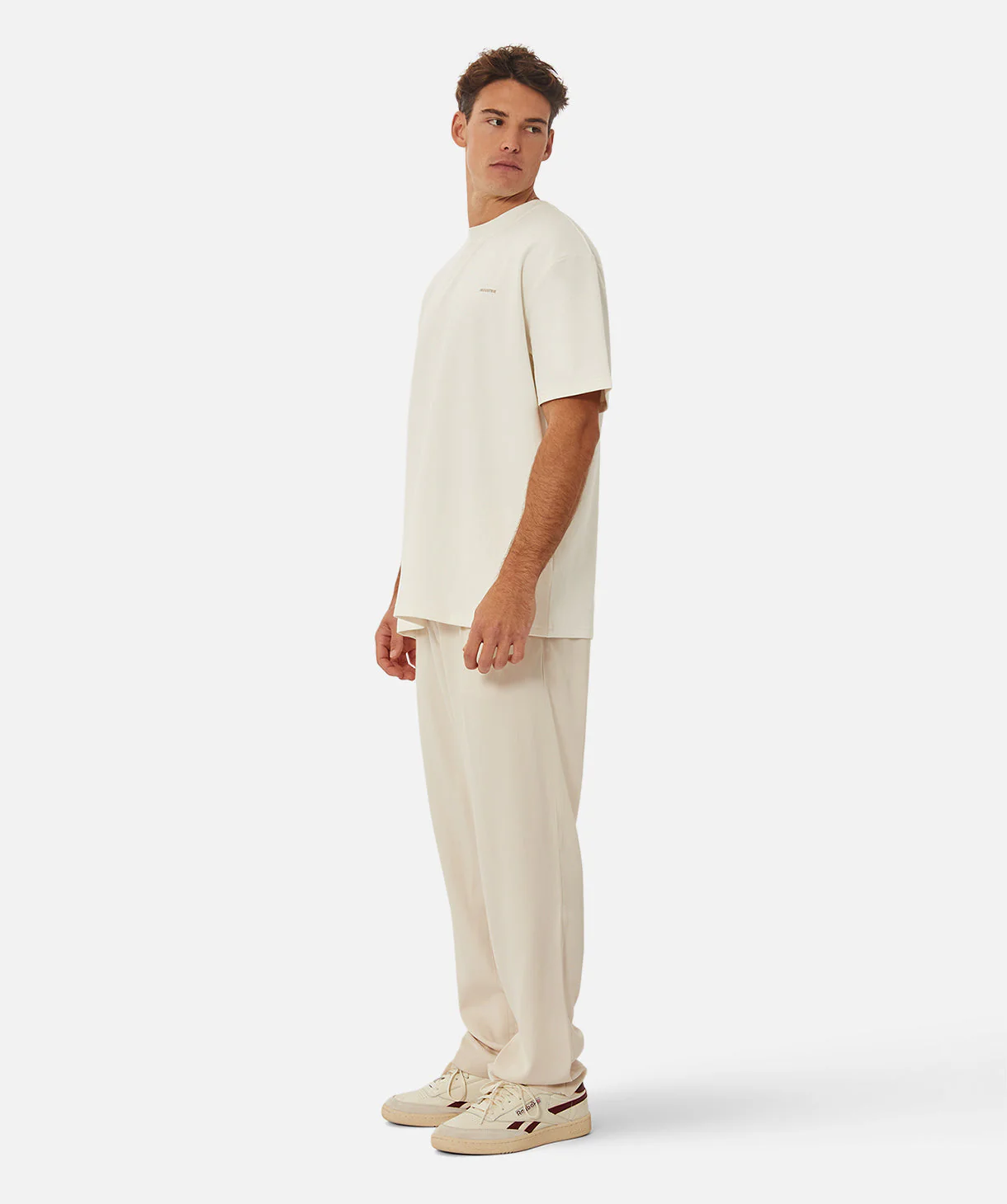 139-the-newport-t-shirt-chalk-3.webp The Newport T-Shirt - Chalk