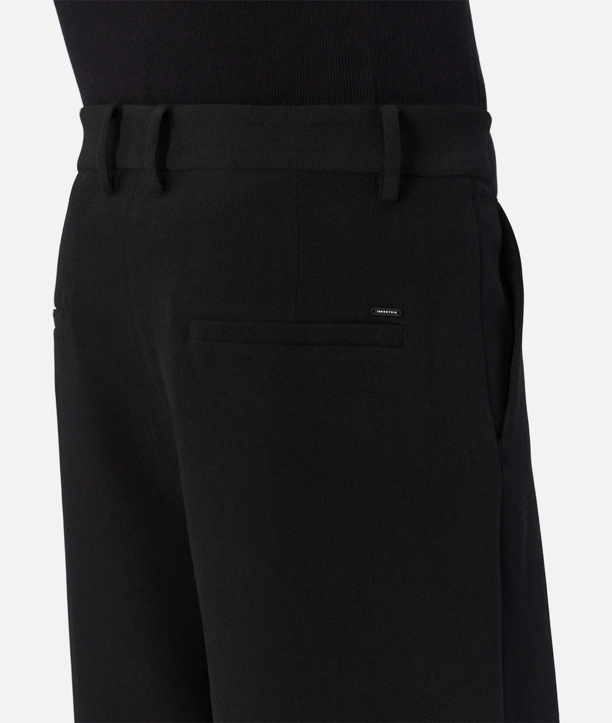 The Lightweight Lusso Pant - Black