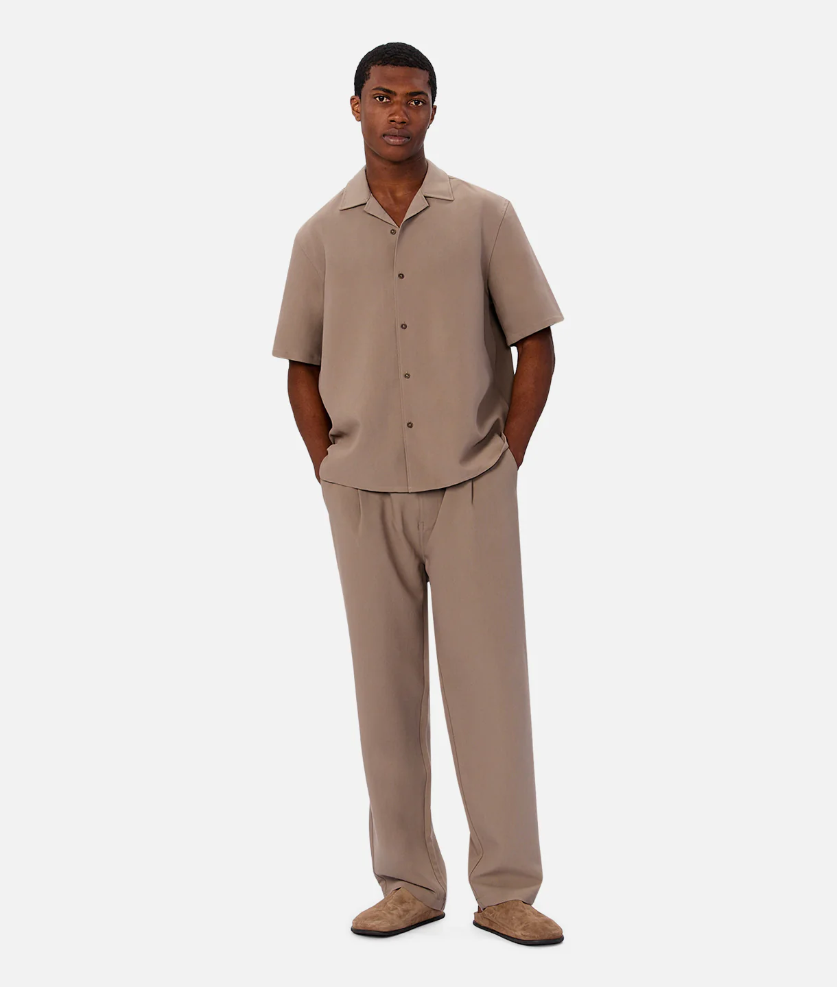 The Lightweight Lusso Short Sleeve Shirt - Taupe