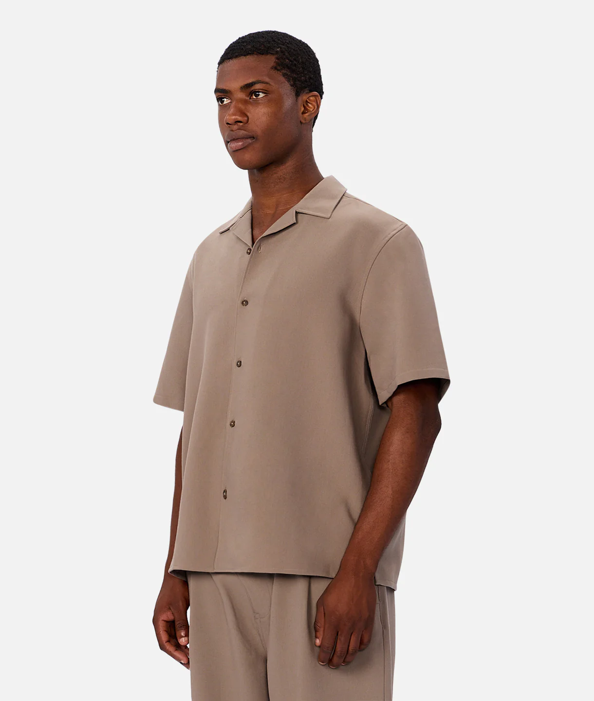 The Lightweight Lusso Short Sleeve Shirt - Taupe
