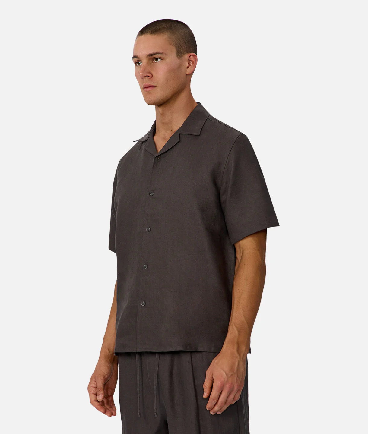 The Lusso Linen Short Sleeve Shirt - Cocoa