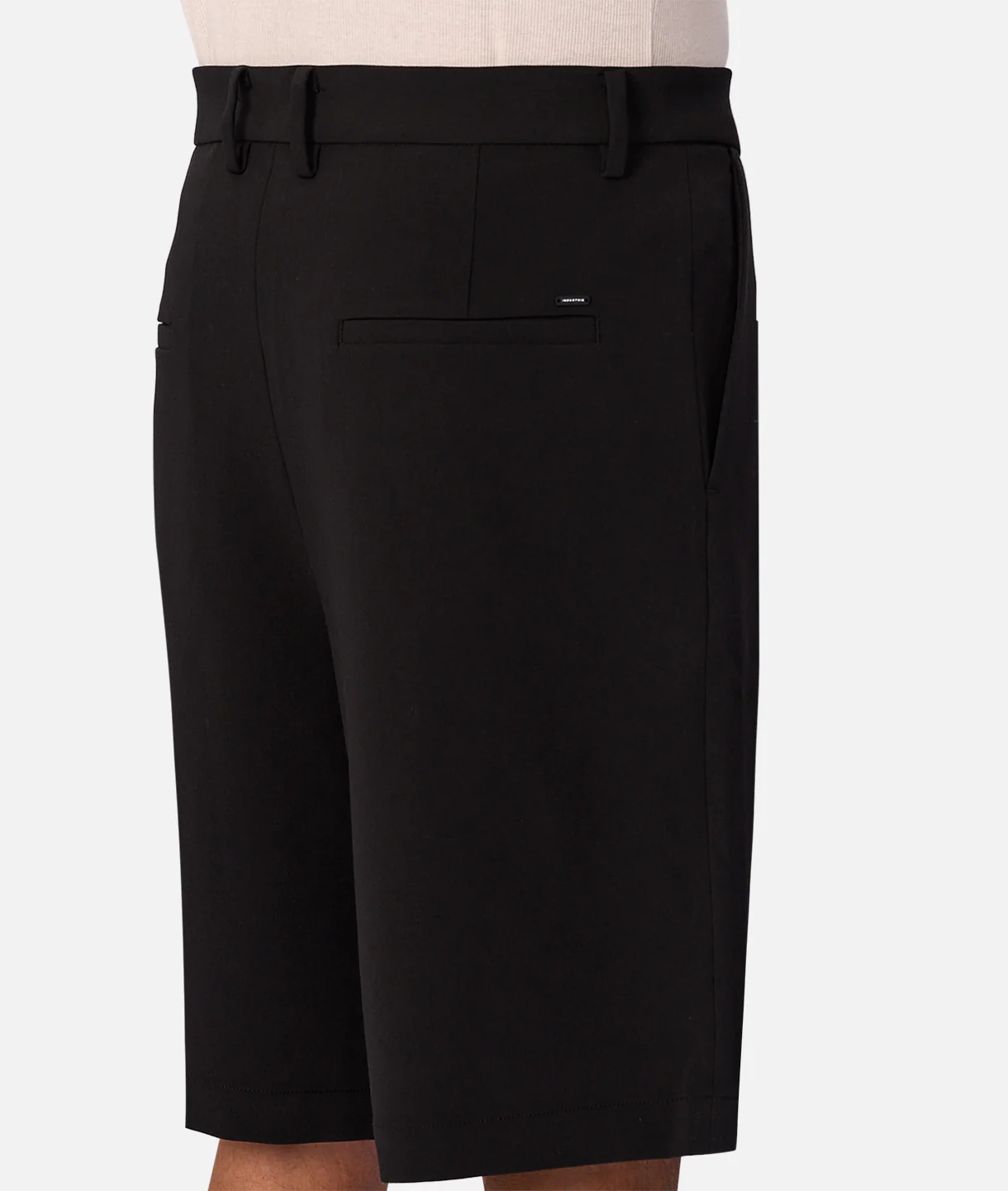 The Lusso Short - Black