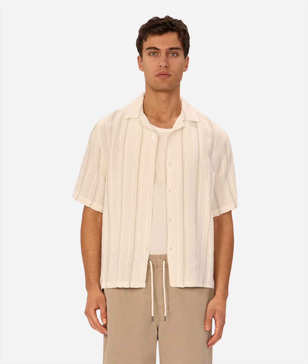2153-the-mondova-short-sleeve-shirt-creme-willow-green-1.webp The Mondova Short Sleeve Shirt - Creme / Willow Green