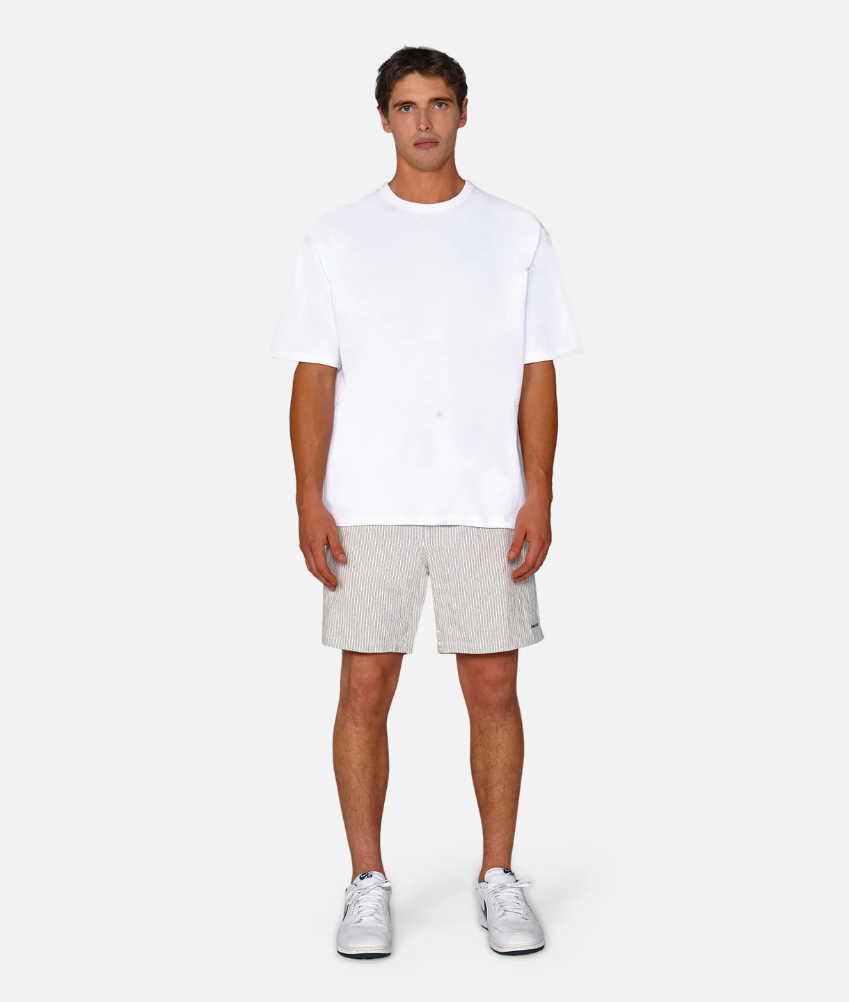 2347-the-ortenza-short-natural-grey-5.webp The Ortenza Short - Natural Grey