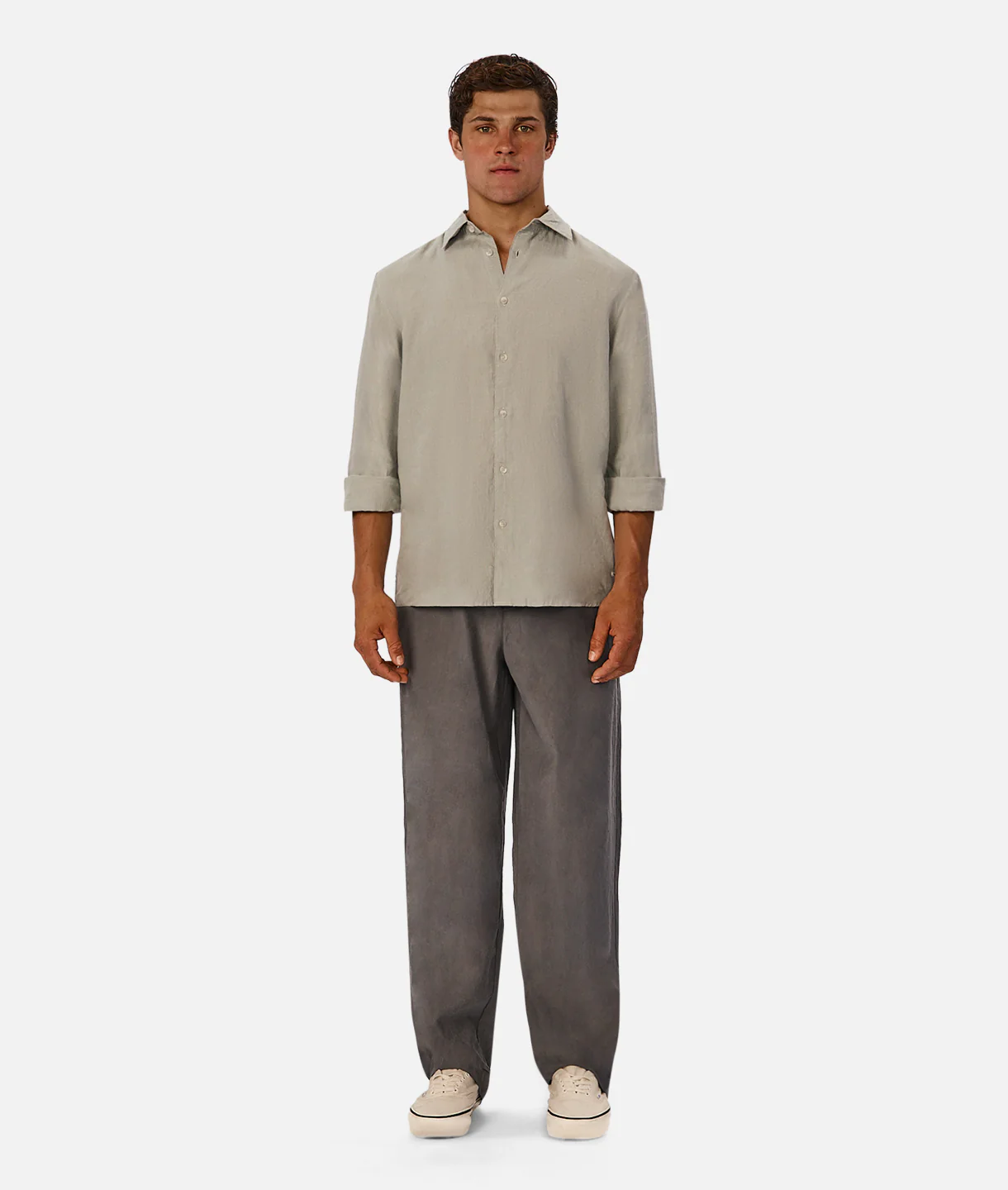 2578-the-st-martins-long-sleeve-linen-shirt-spruce-5.webp The St Martins Long Sleeve Linen Shirt - Spruce