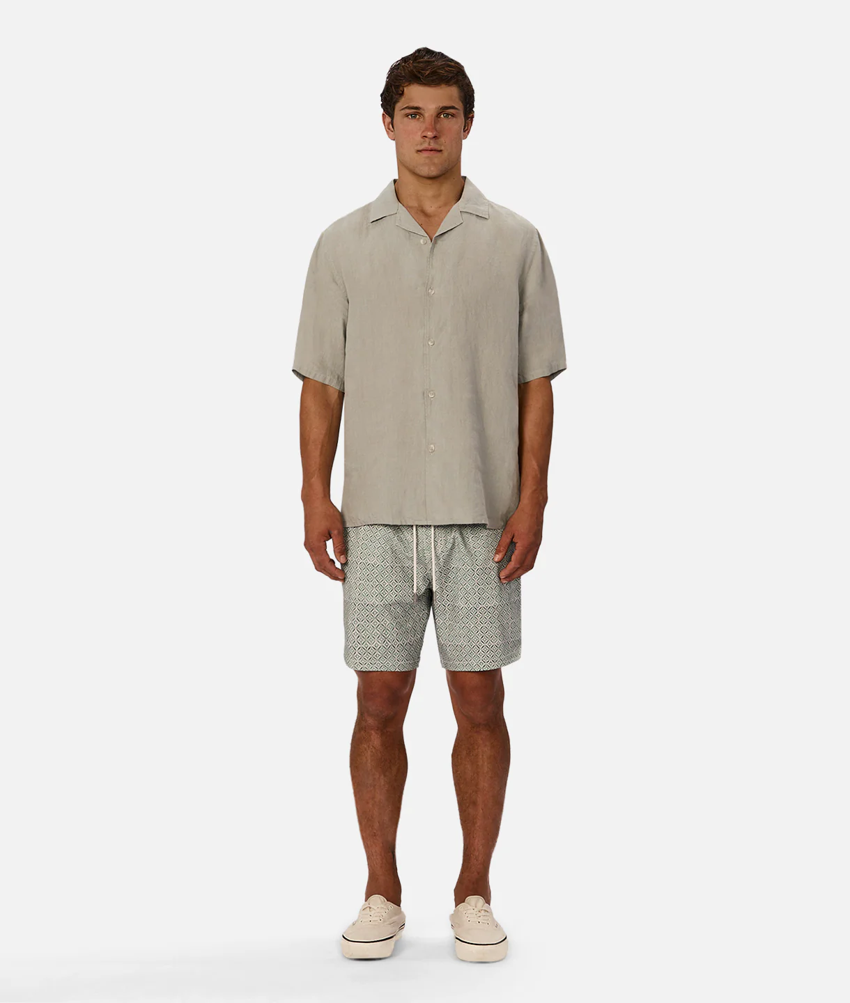 2621-the-st-martins-short-sleeve-linen-shirt-spruce-5.webp The St Martins Short Sleeve Linen Shirt - Spruce