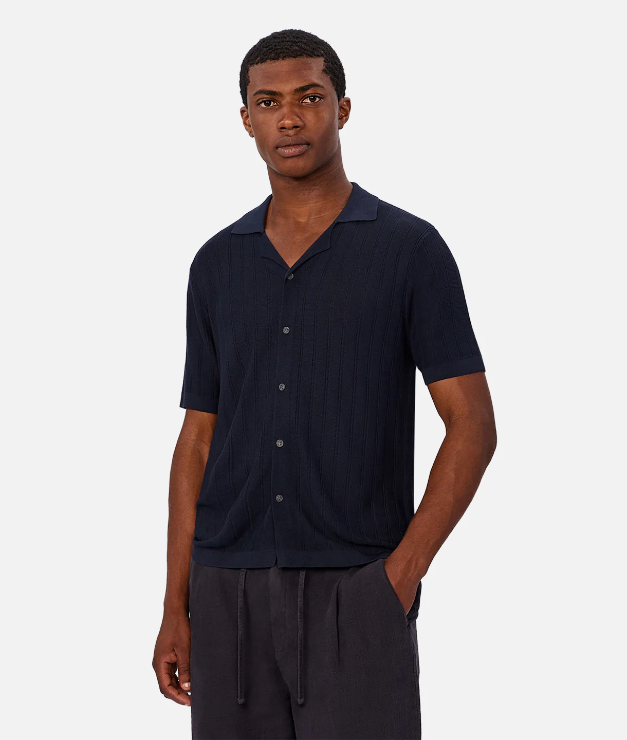 The St Pierre Short Sleeve Shirt - New Navy