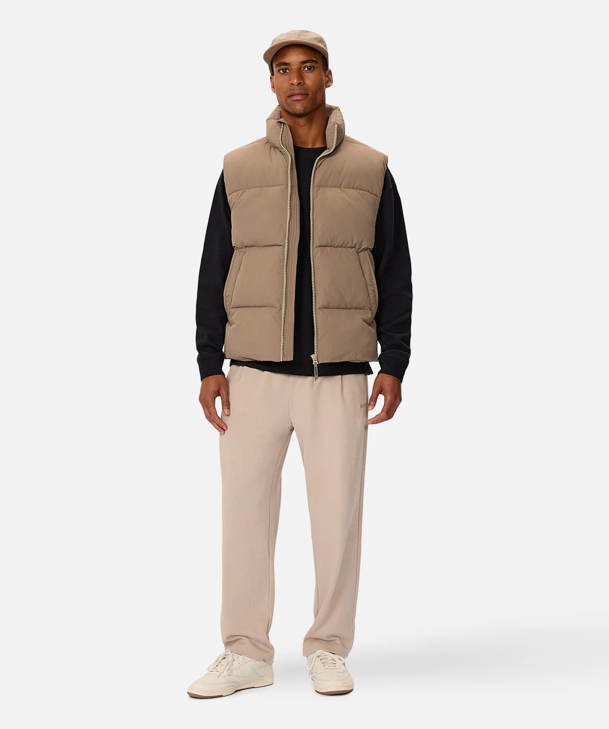 2861-the-busan-puffer-vest-light-brindle-3.webp The Busan Puffer Vest - Light Brindle