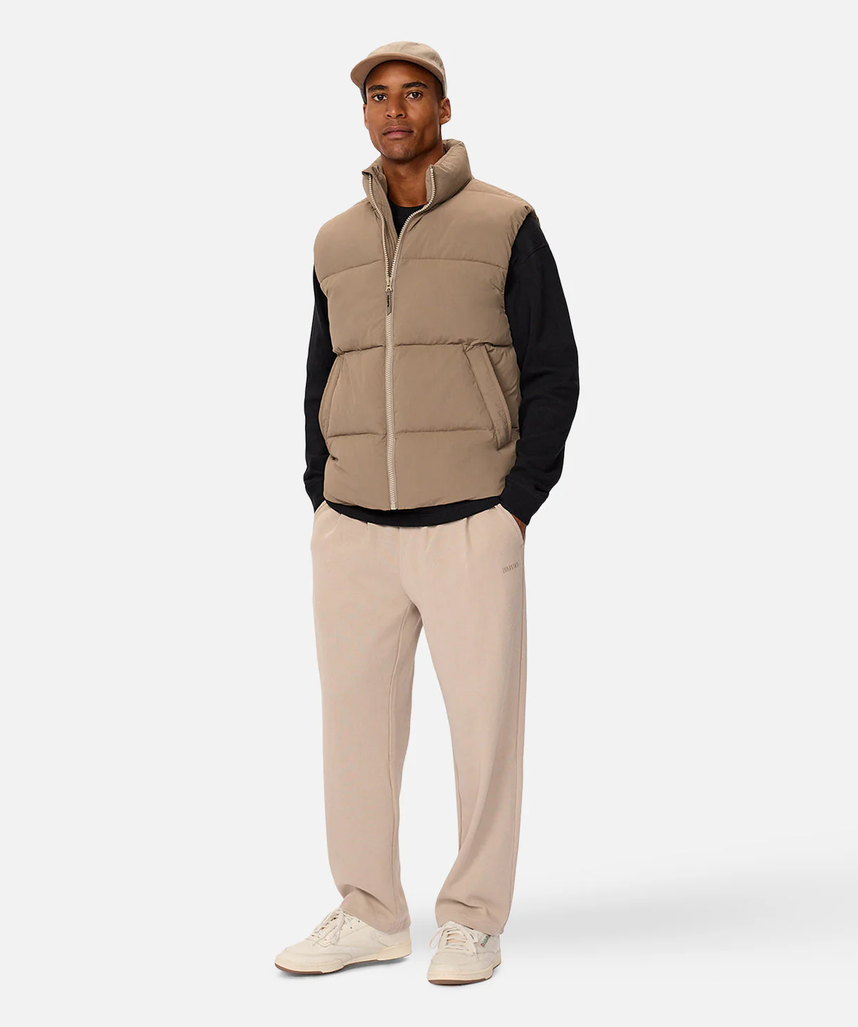 2861-the-busan-puffer-vest-light-brindle-8.webp The Busan Puffer Vest - Light Brindle