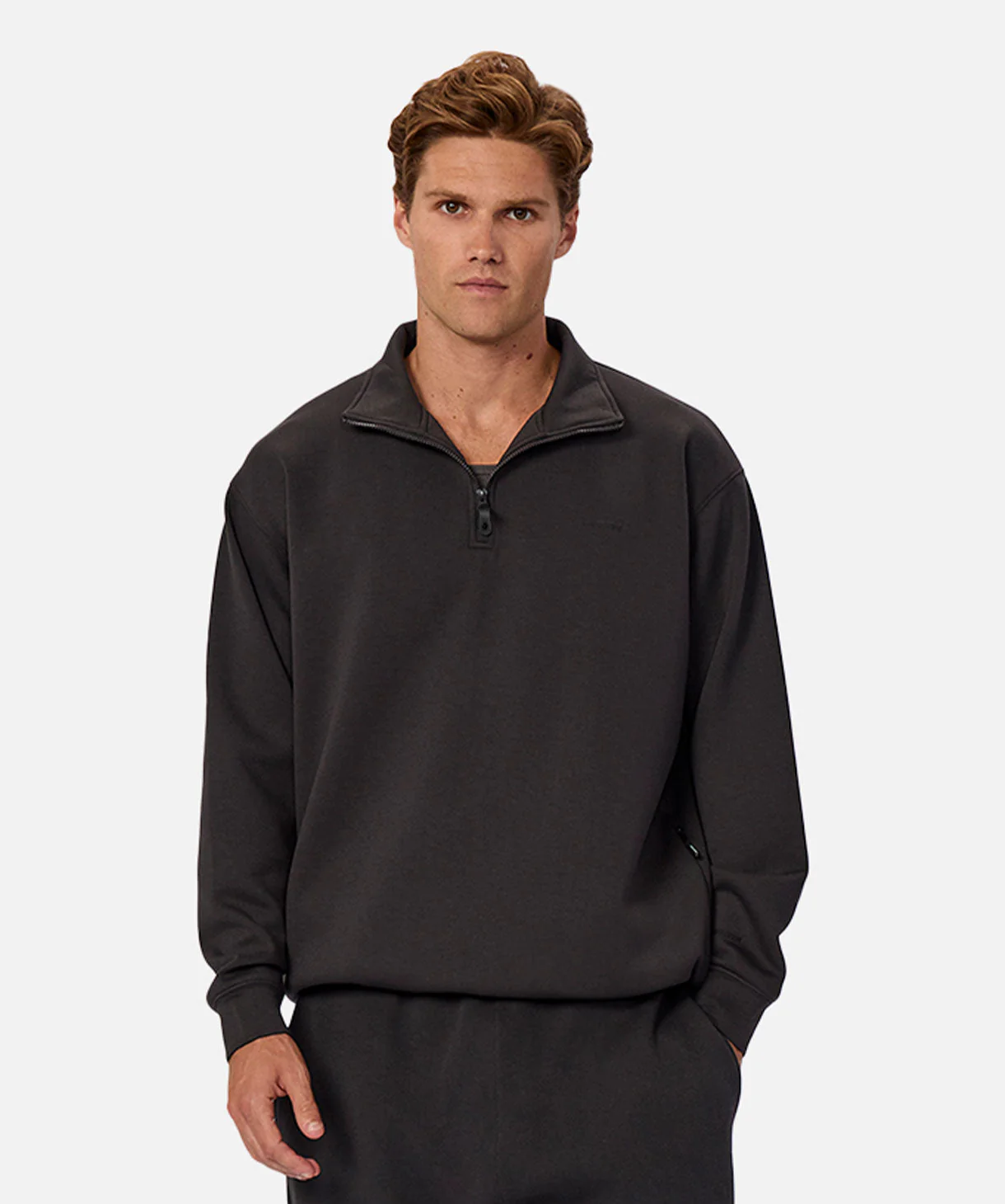 The Tech Staunton Sweatshirt - Obsidian