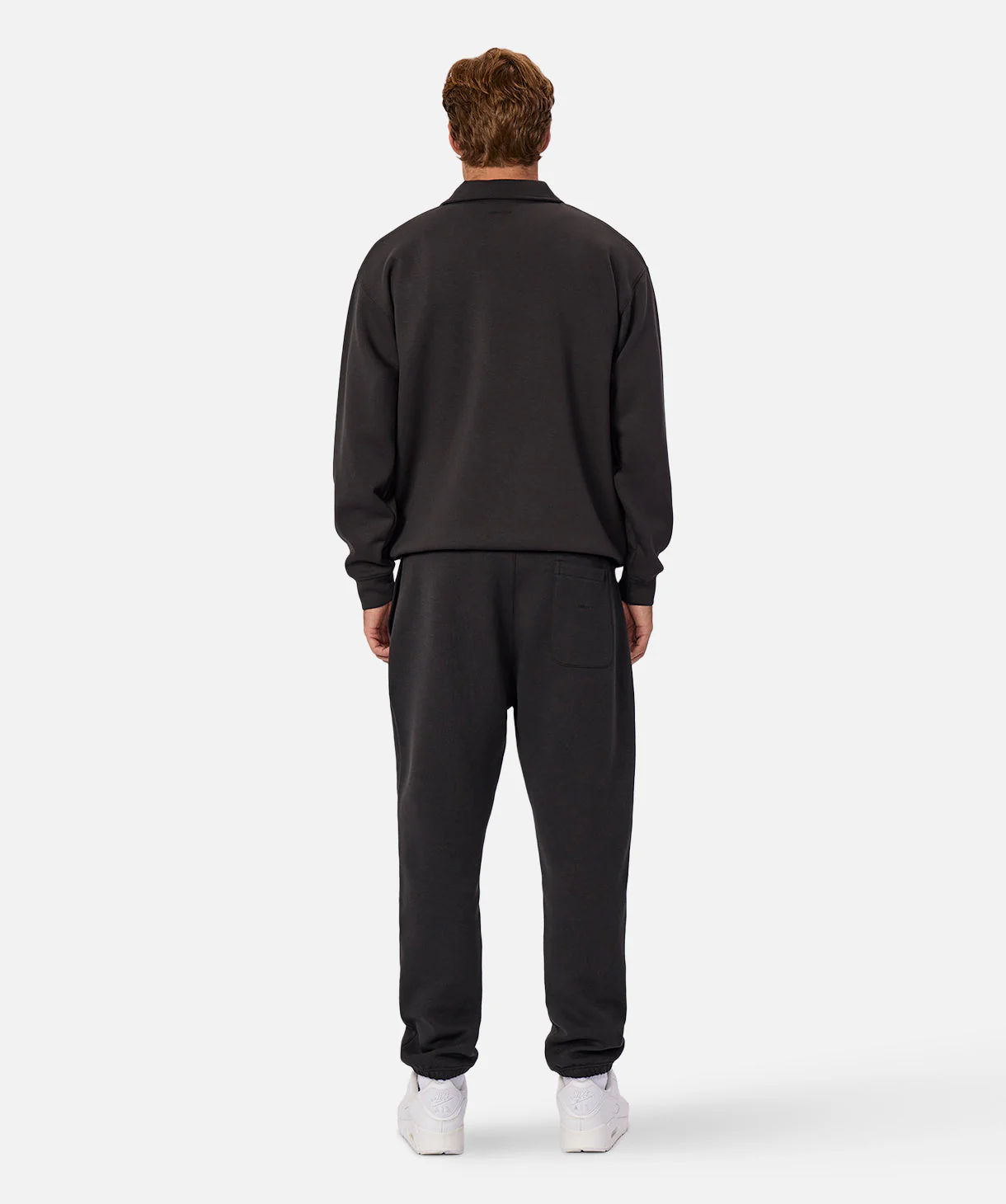 The Tech Staunton Sweatshirt - Obsidian