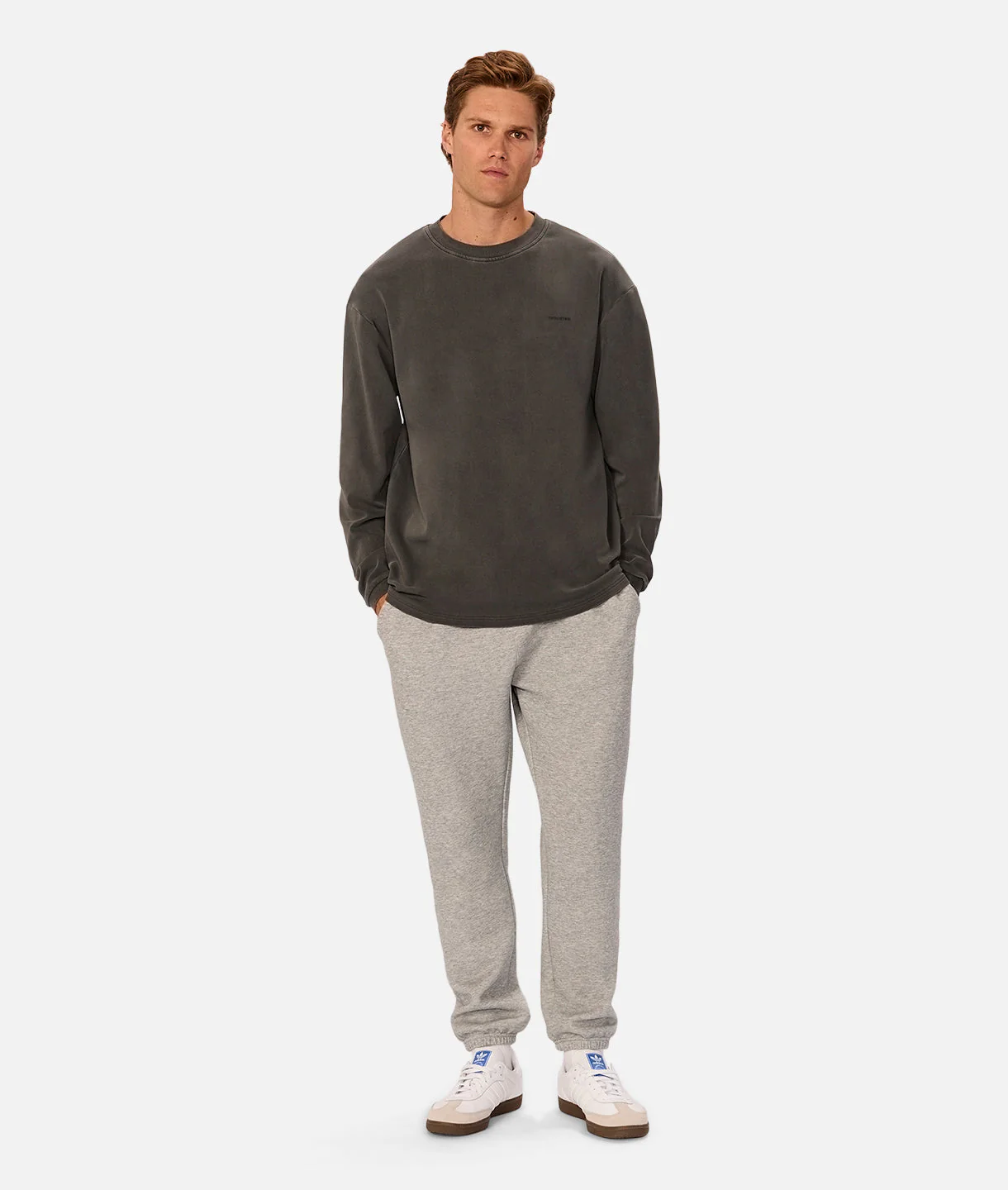 The Newport Long Sleeve T-Shirt - Onyx