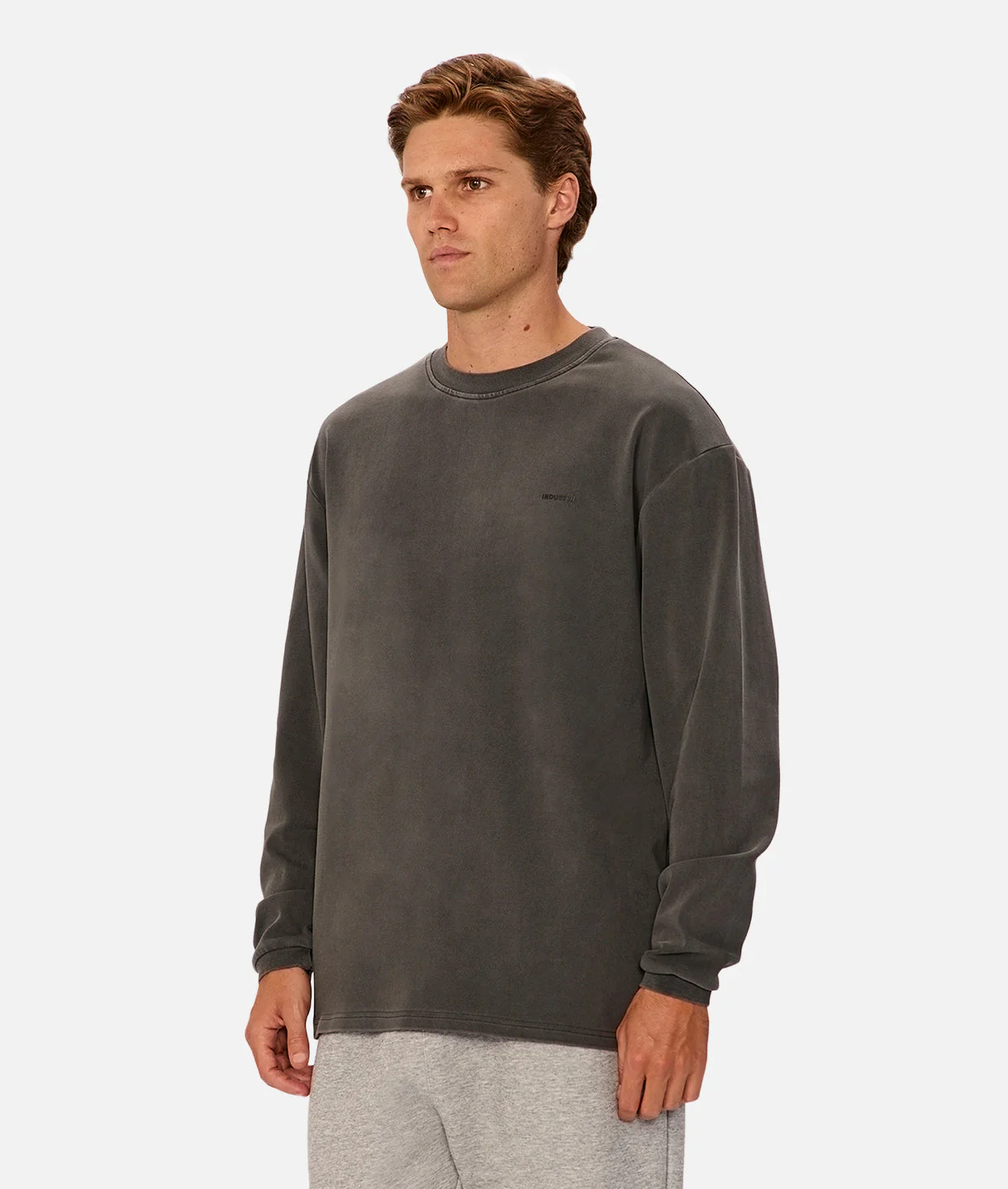 The Newport Long Sleeve T-Shirt - Onyx