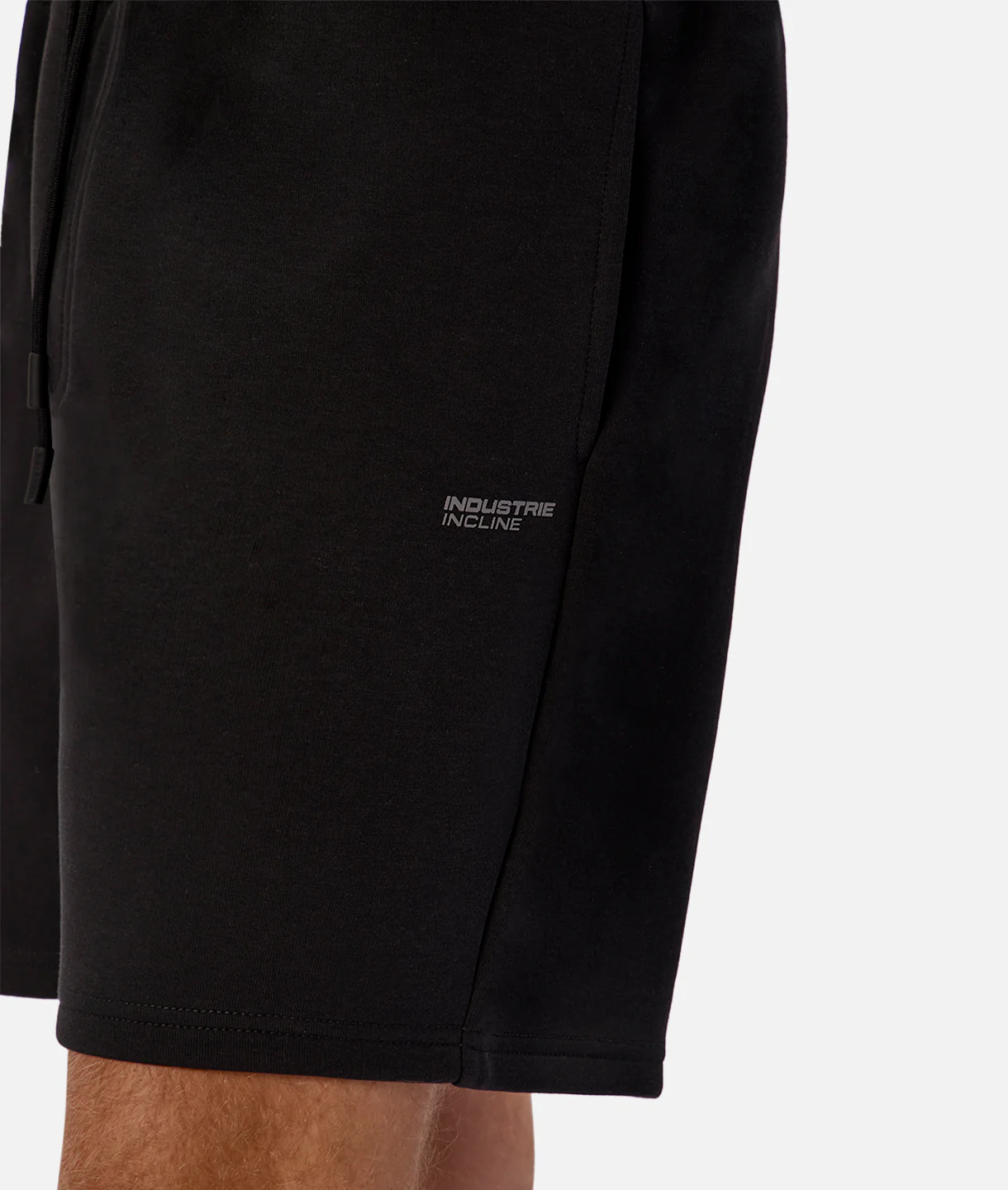 The Tech Sweat Short - Obsidian
