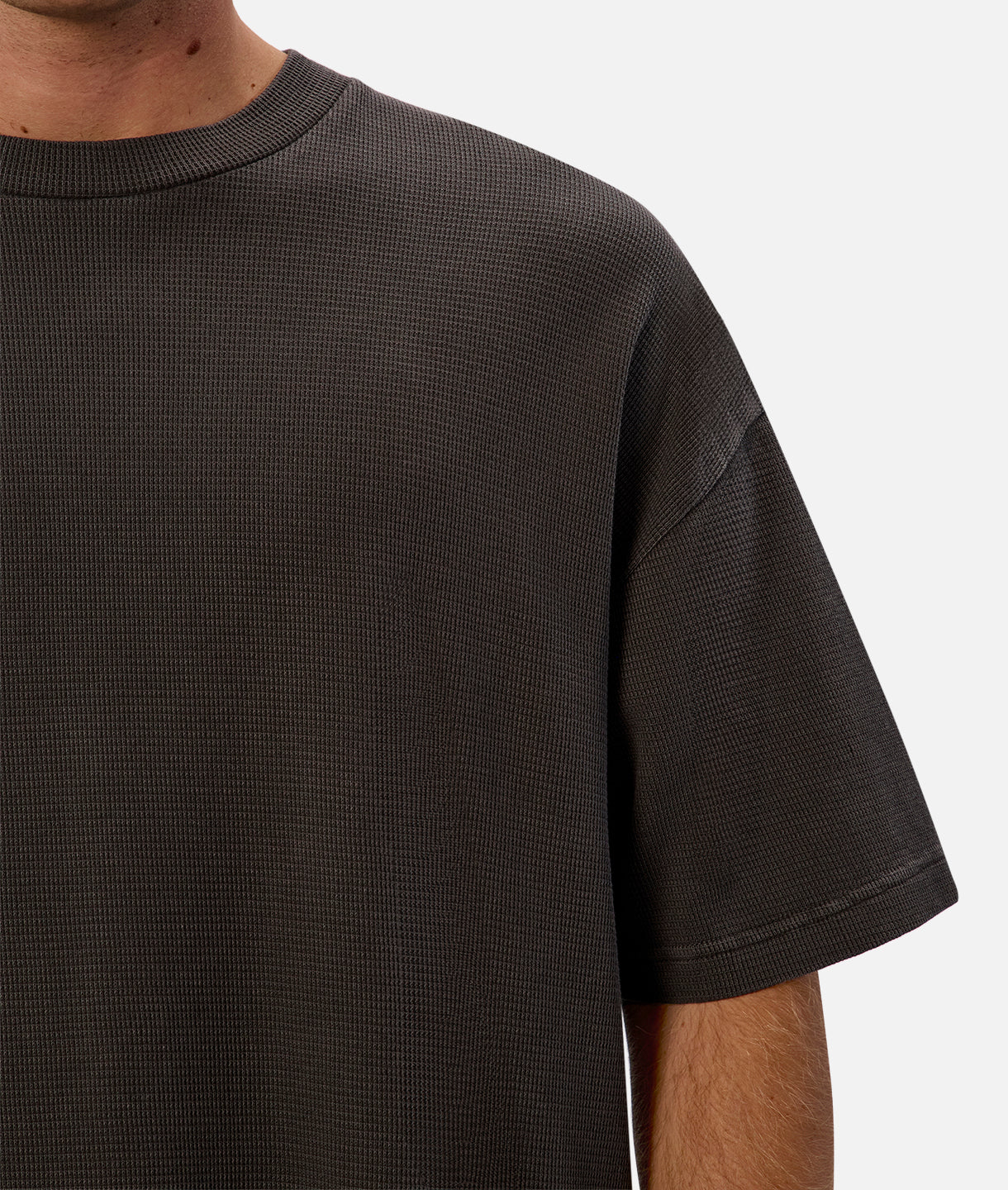 404-the-marlon-t-shirt-onyx-5.jpg The Marlon T-Shirt - Onyx
