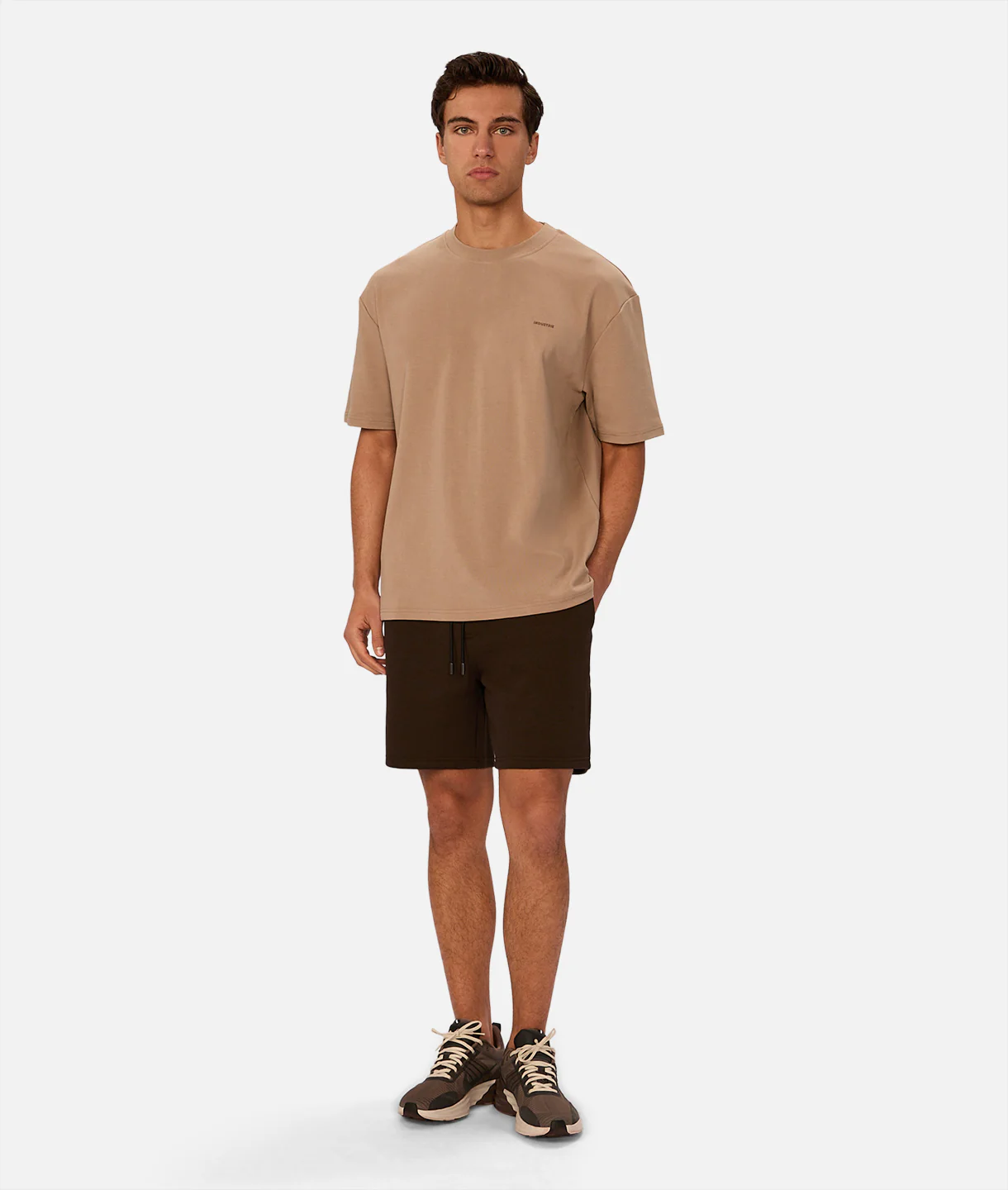 The Tech Sweat Short - Americano