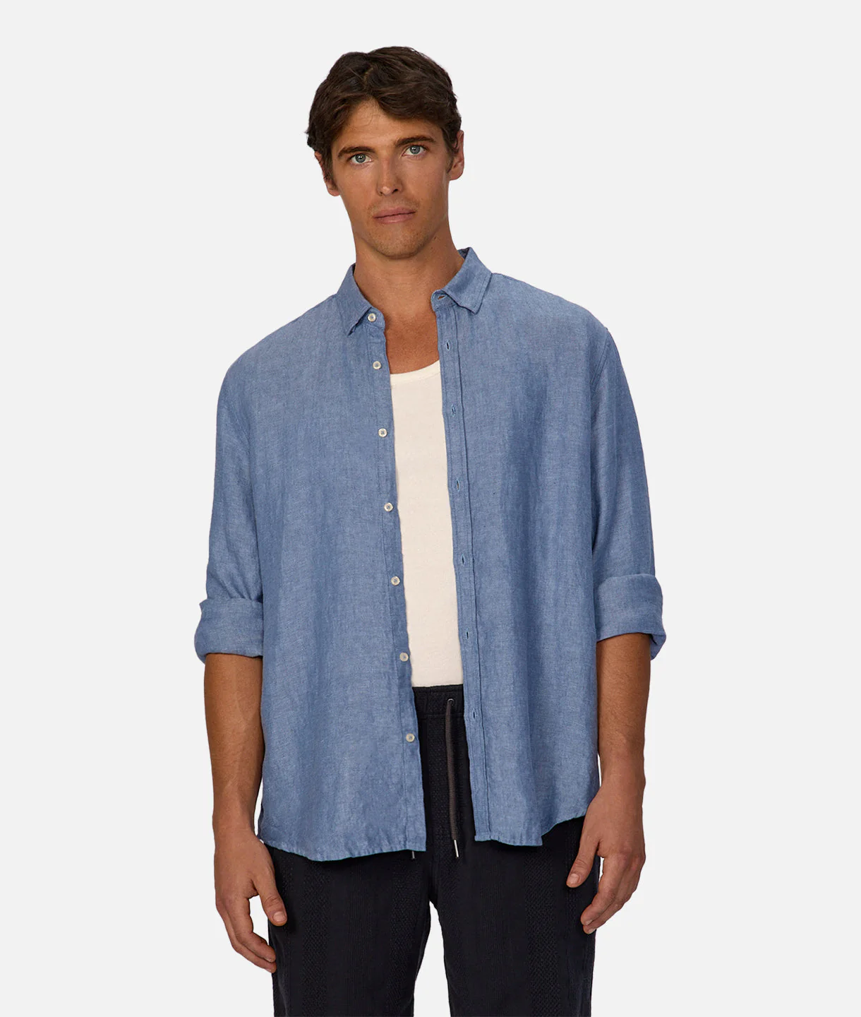 The Trinidad Linen Blend Long Sleeve Shirt - Dark Chambray