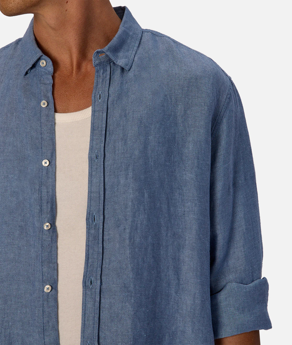 The Trinidad Linen Blend Long Sleeve Shirt - Dark Chambray