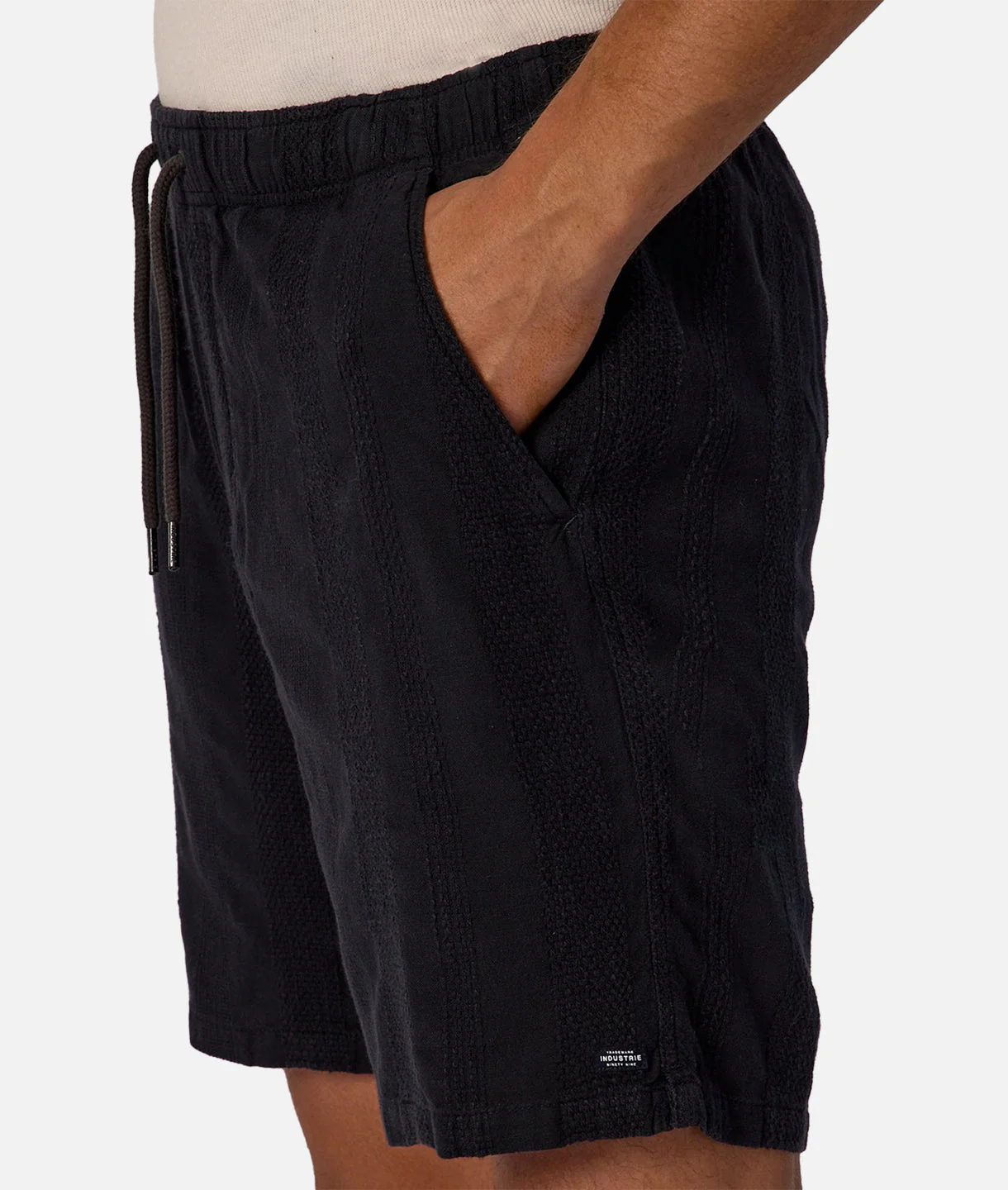 4592-the-washed-salamanca-linen-short-dark-navy-2.webp The Washed Salamanca Linen Short - Dark Navy