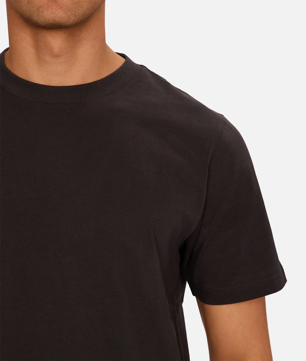 The Classic Crew T-Shirt - Midnight
