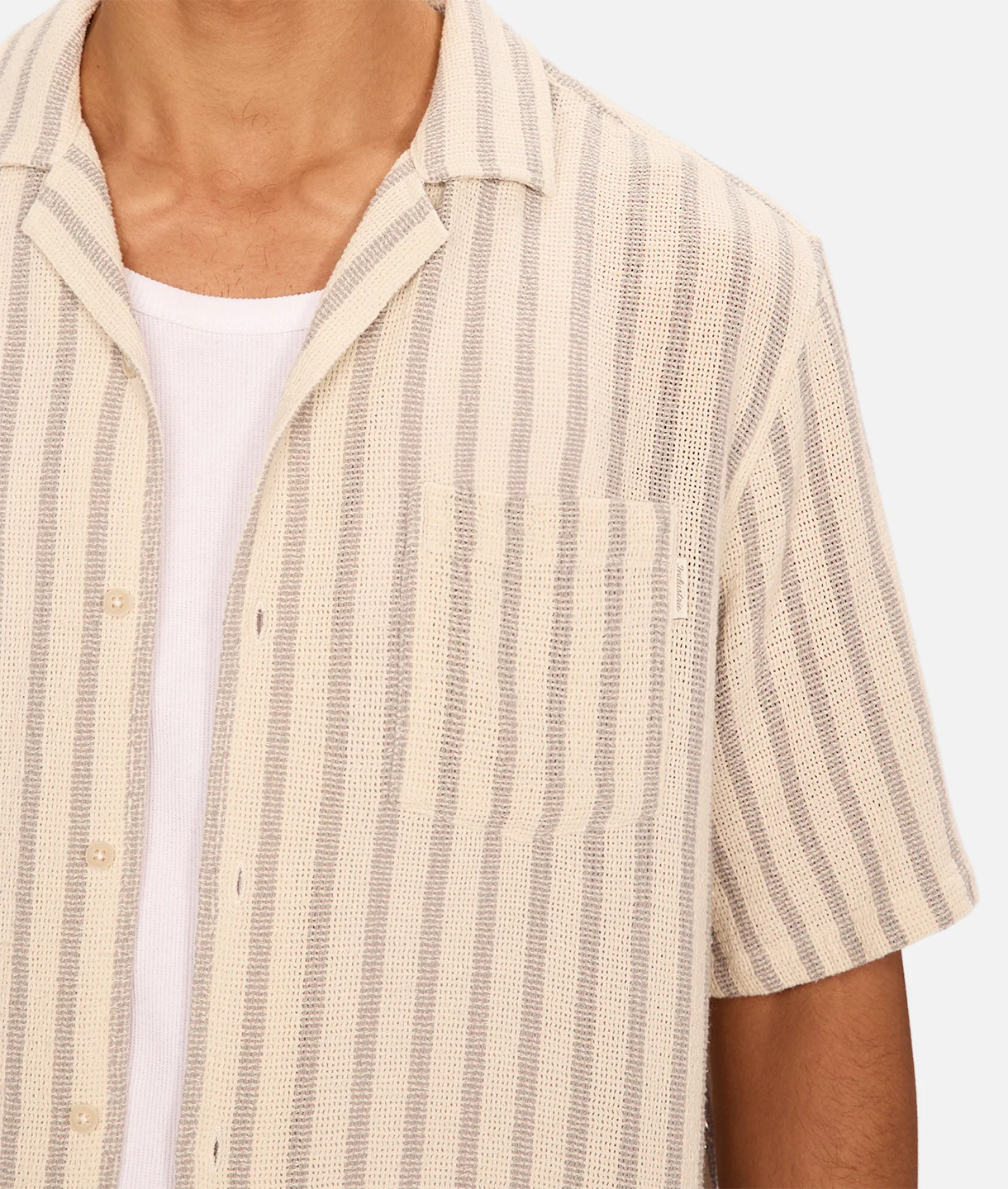 The Cresta Short Sleeve Shirt - Off White / Blue